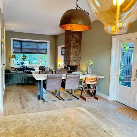 Renovated Super Modern Family House Holiday home *